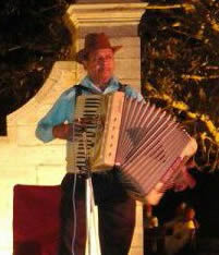 accordion players near me noida india