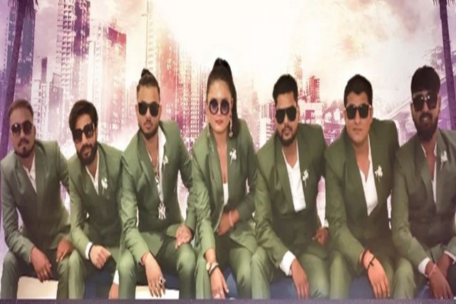 famous DJ based band noida