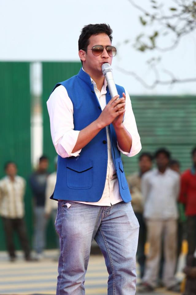 male emcee noida