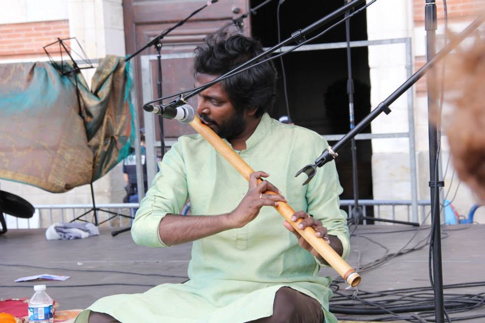 male flute players noida