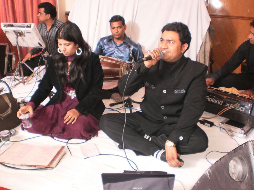 famous gazal singer noida